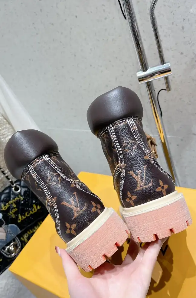 hype LV Boots