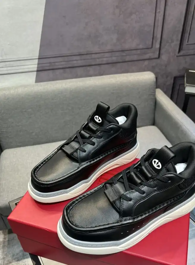 hype Valentino Casual Shoes