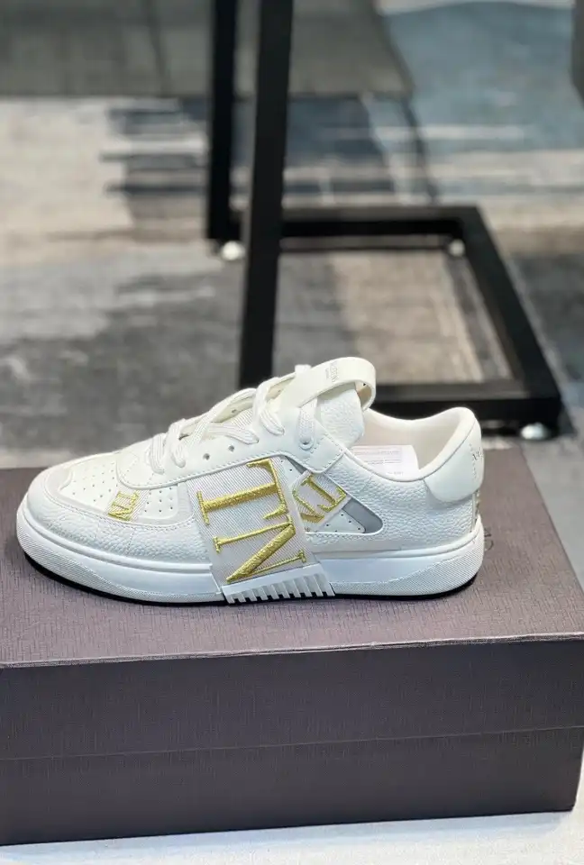 hype Valentino Casual Shoes