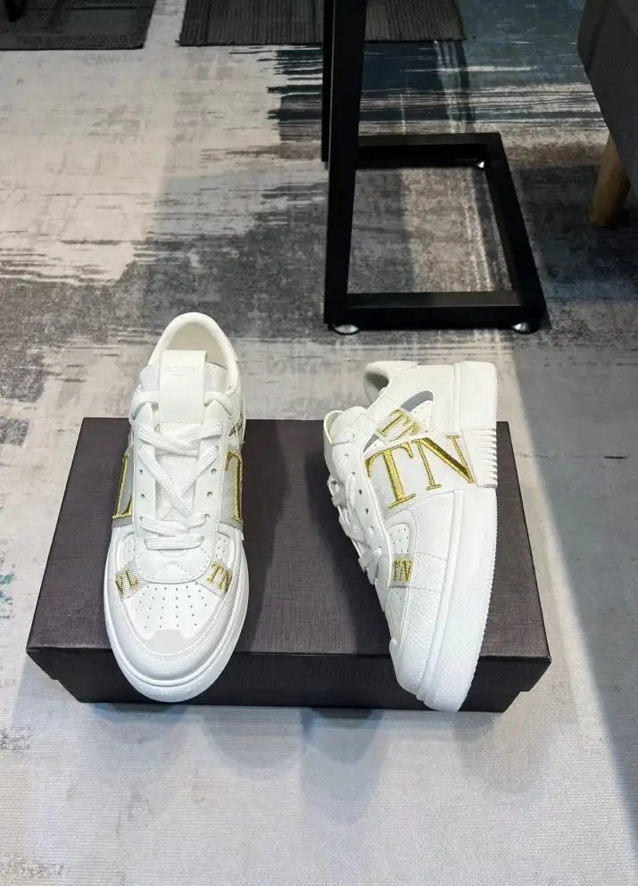 hype Valentino Casual Shoes