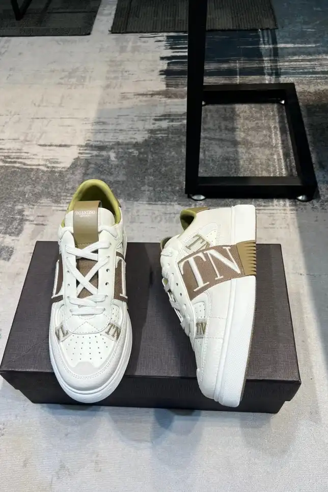 hype Valentino Casual Shoes