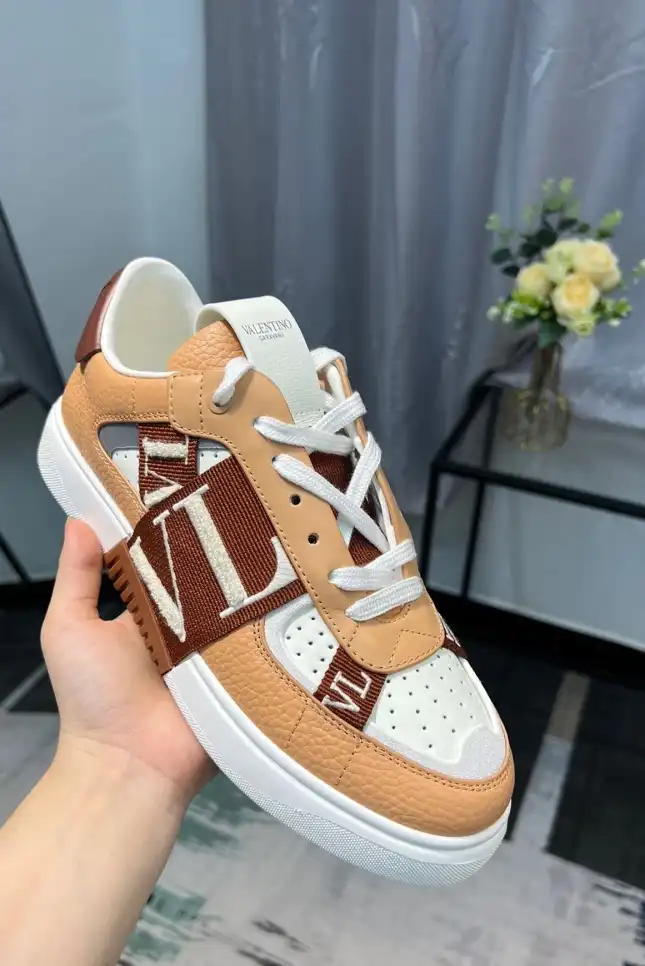 hype Valentino Casual Shoes