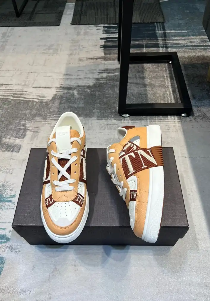 hype Valentino Casual Shoes