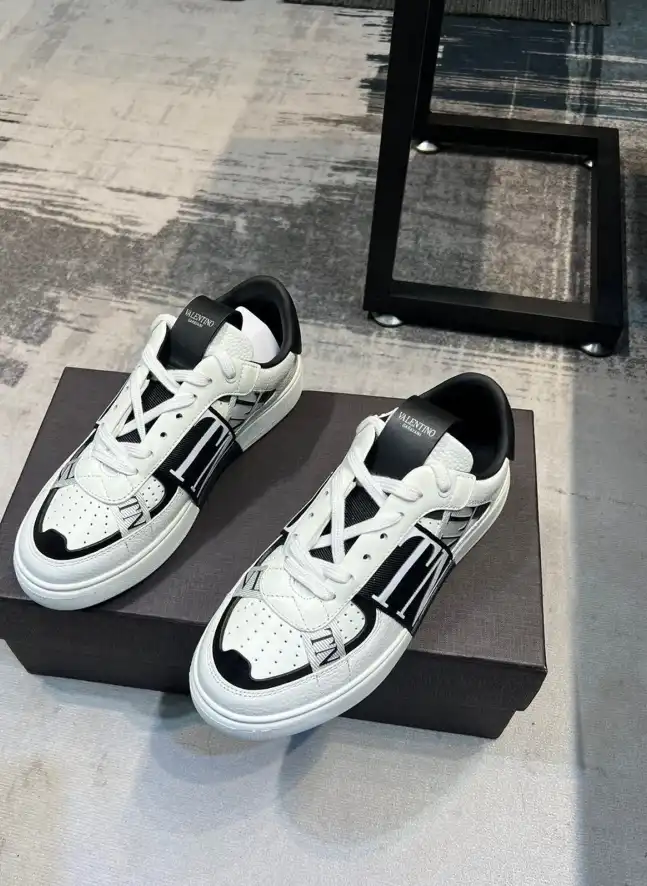 hype Valentino Casual Shoes