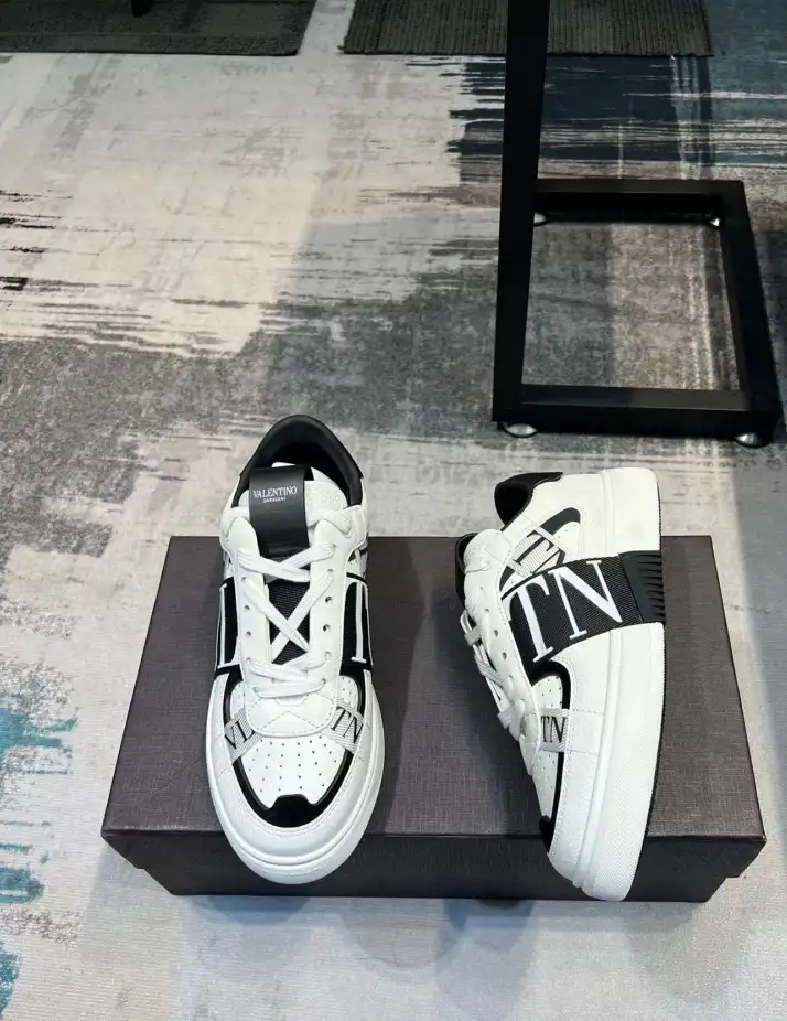 hype Valentino Casual Shoes