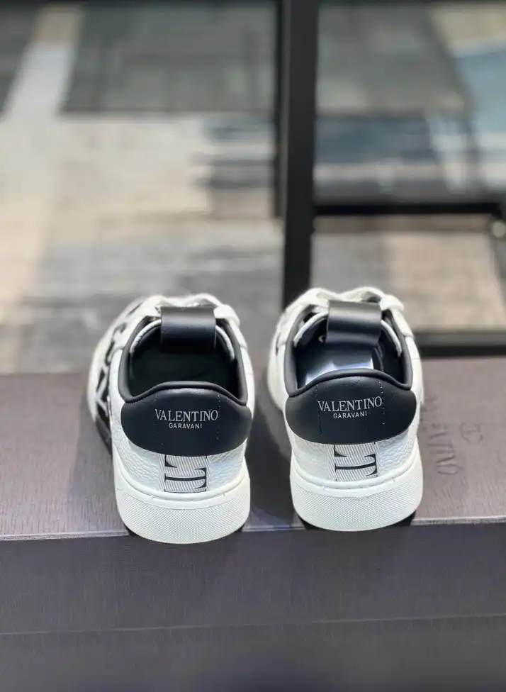 hype Valentino Casual Shoes