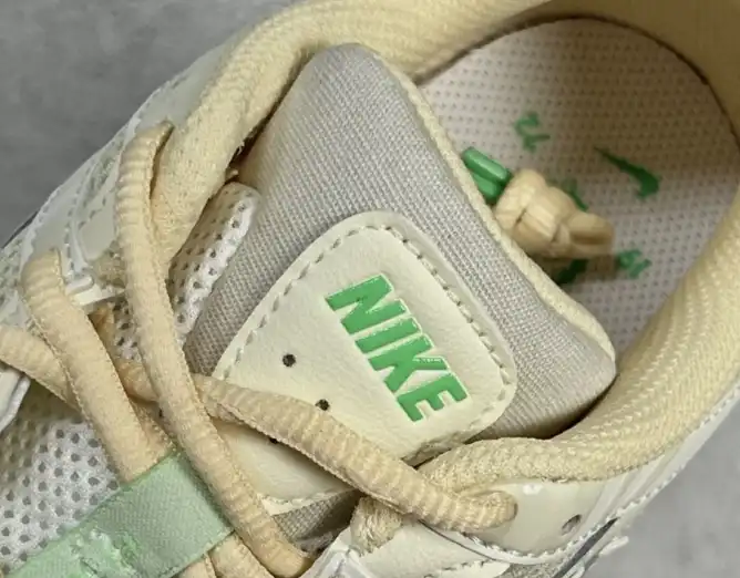 hype Nike Sneakers