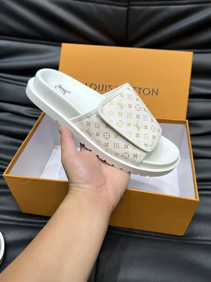 hype LV Slippers