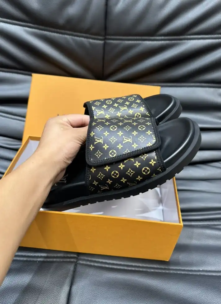 hype LV Slippers