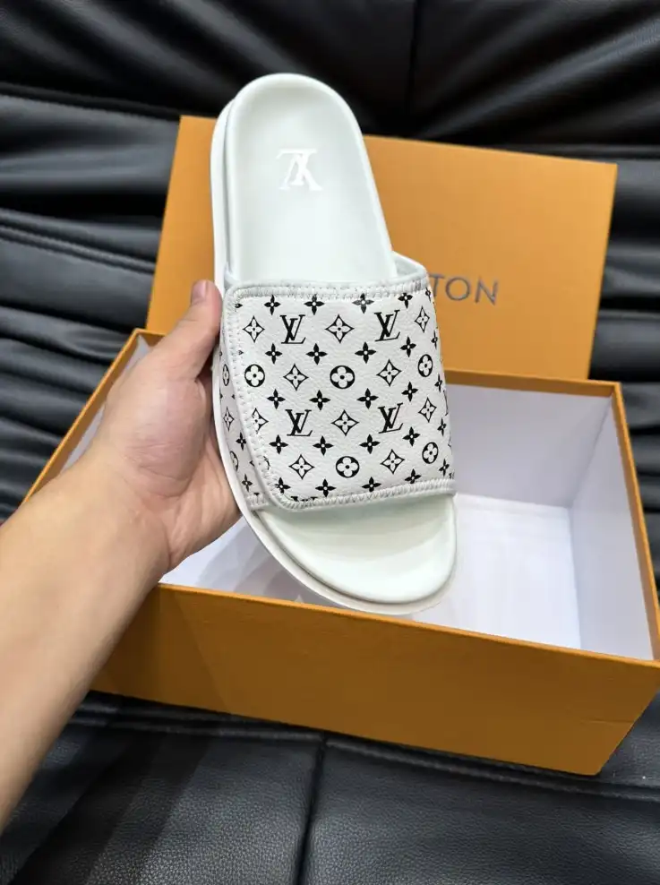 hype LV Slippers