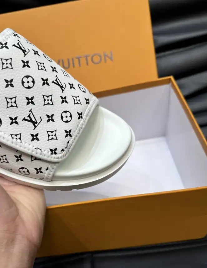 hype LV Slippers