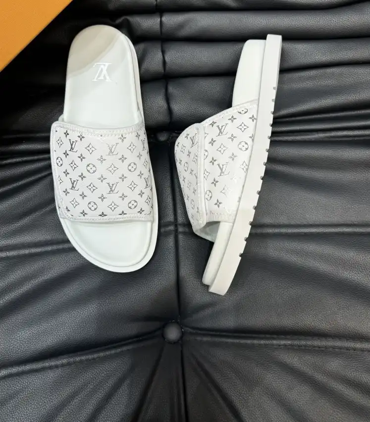 hype LV Slippers