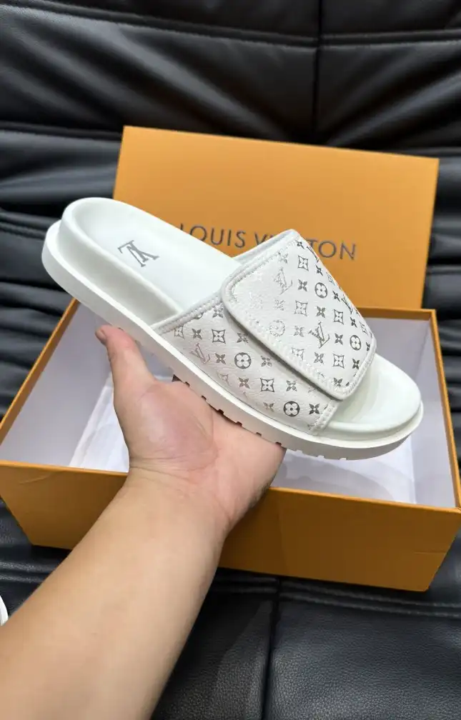 hype LV Slippers