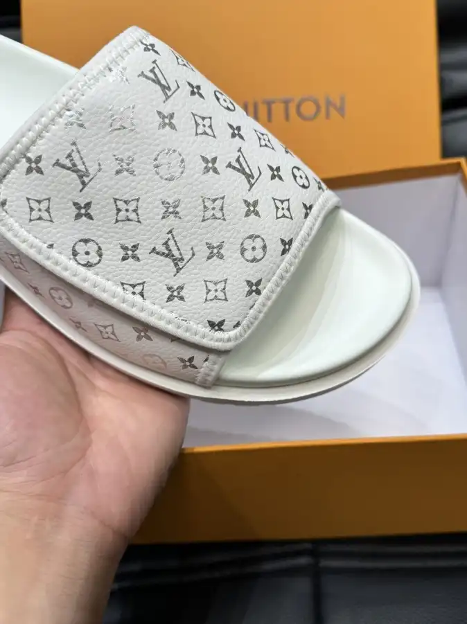 hype LV Slippers