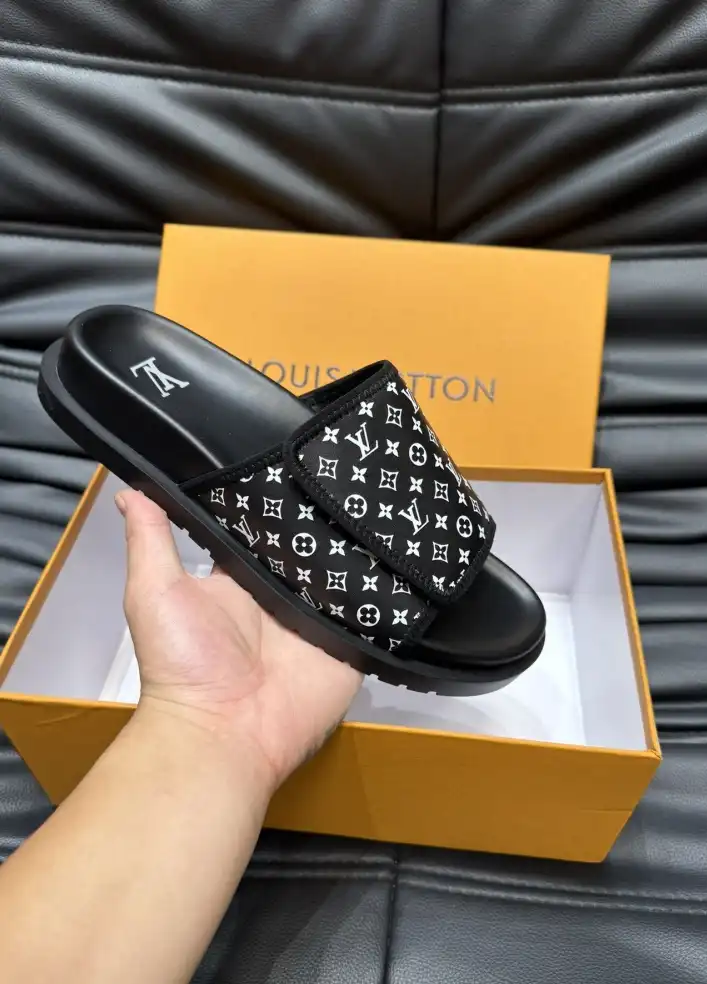 hype LV Slippers