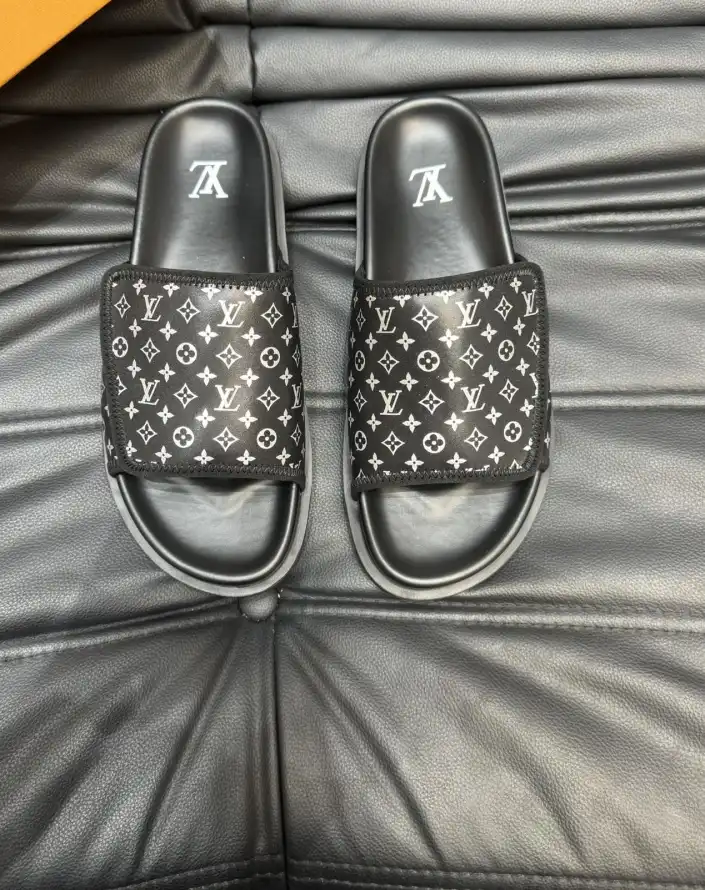 hype LV Slippers