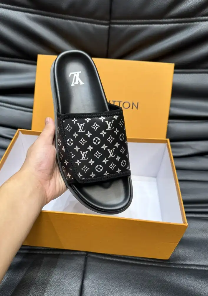 hype LV Slippers