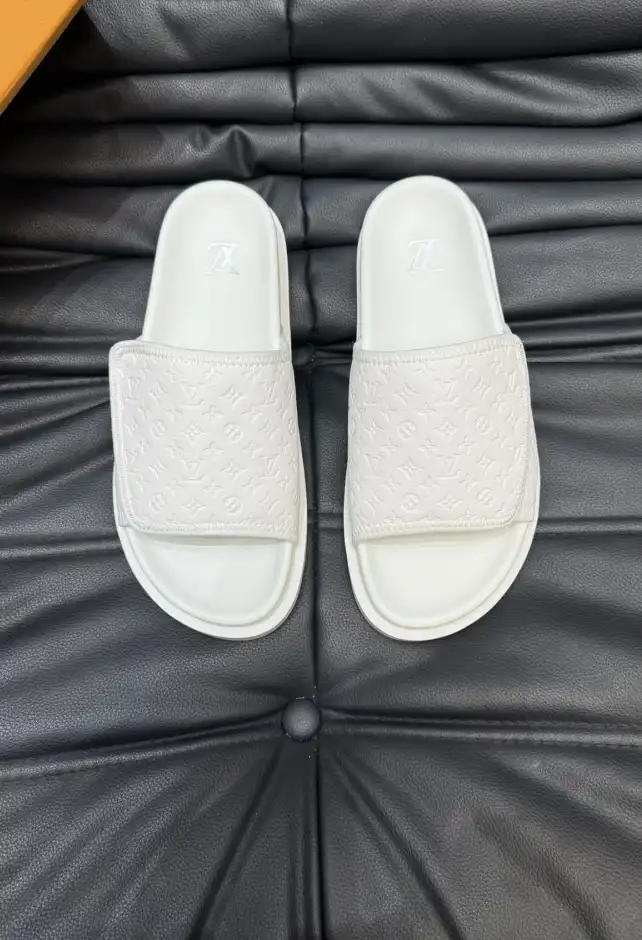 hype LV Slippers