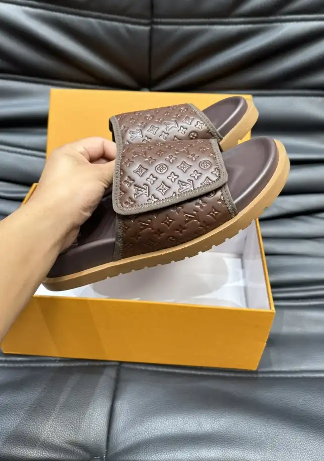 hype LV Slippers