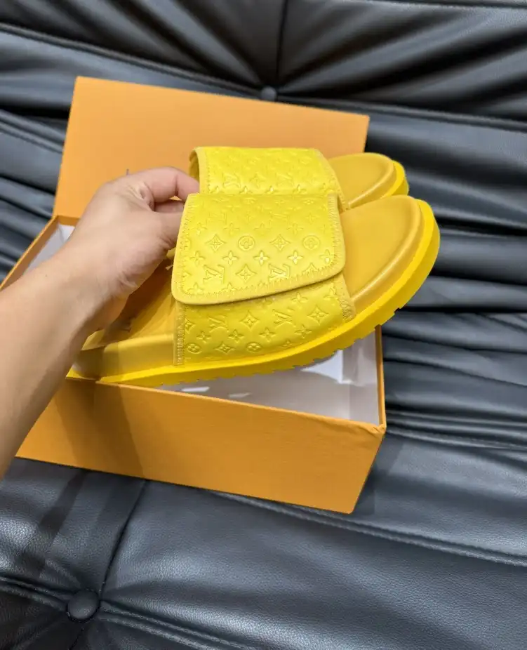 hype LV Slippers