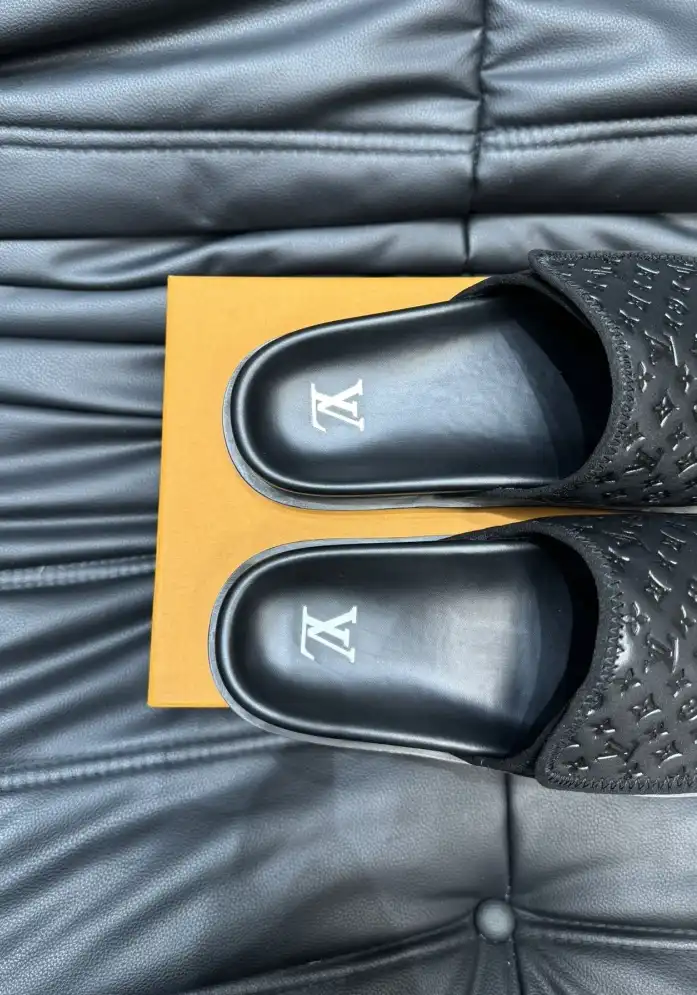 hype LV Slippers