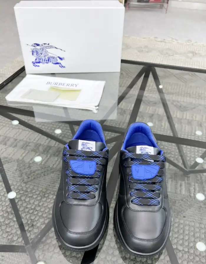 hype Burberry Sneakers