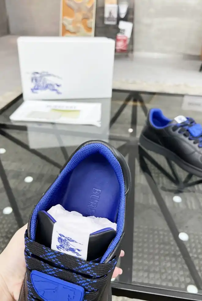 hype Burberry Sneakers