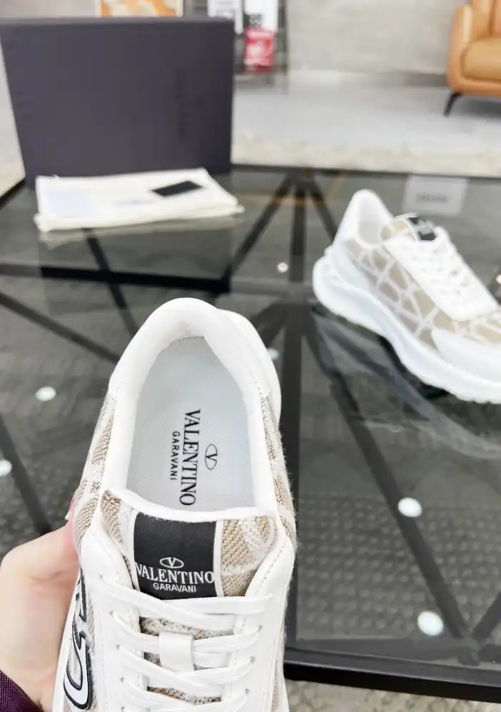 hype Valentino Casual Shoes