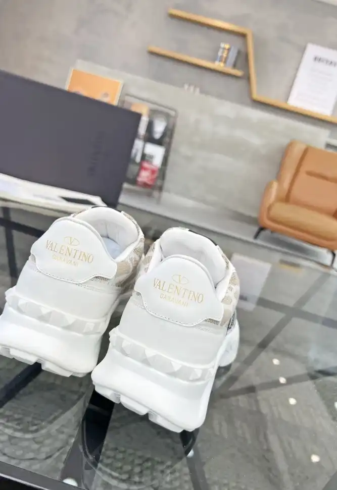 hype Valentino Casual Shoes