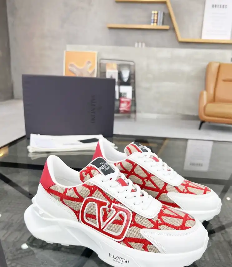 hype Valentino Casual Shoes