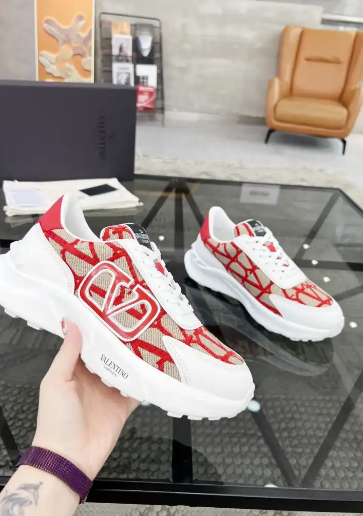 hype Valentino Casual Shoes