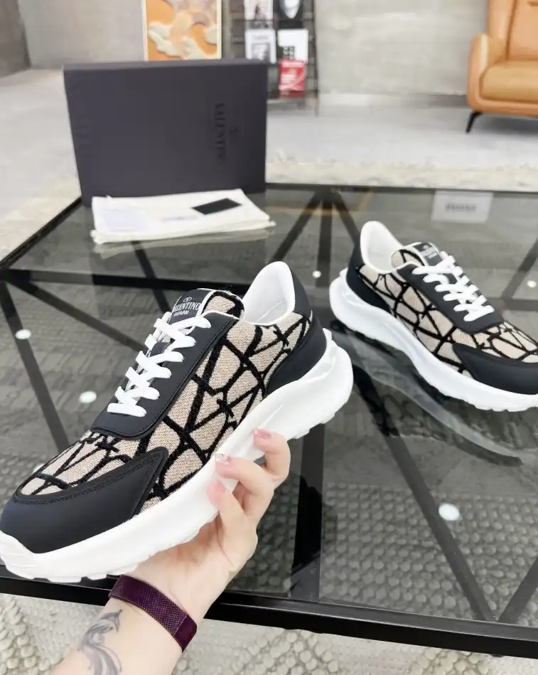 hype Valentino Casual Shoes