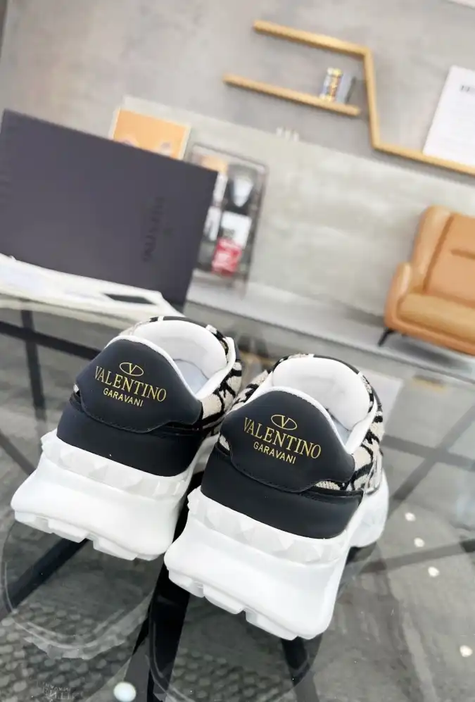 hype Valentino Casual Shoes