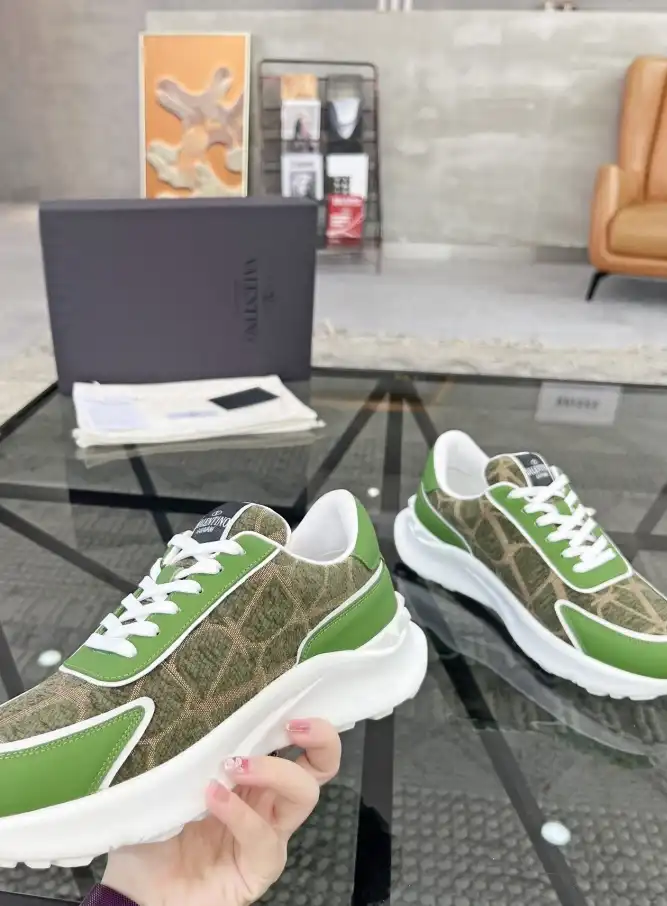 hype Valentino Casual Shoes