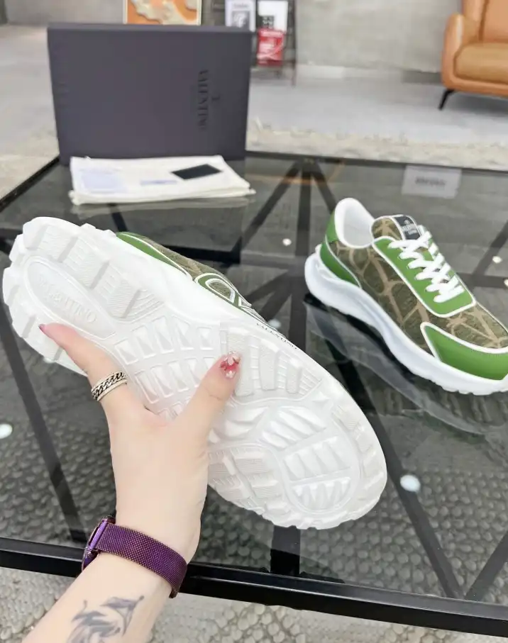 hype Valentino Casual Shoes