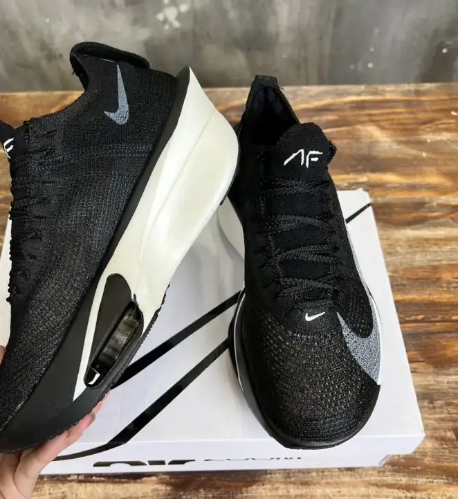 hype Nike Sneakers