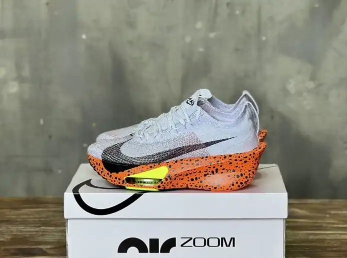 hype Nike Sneakers