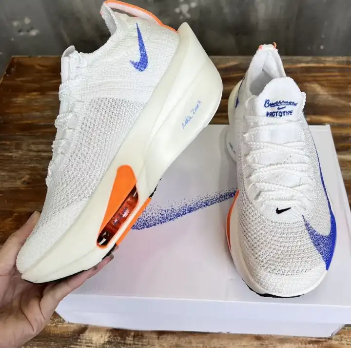 hype Nike Sneakers