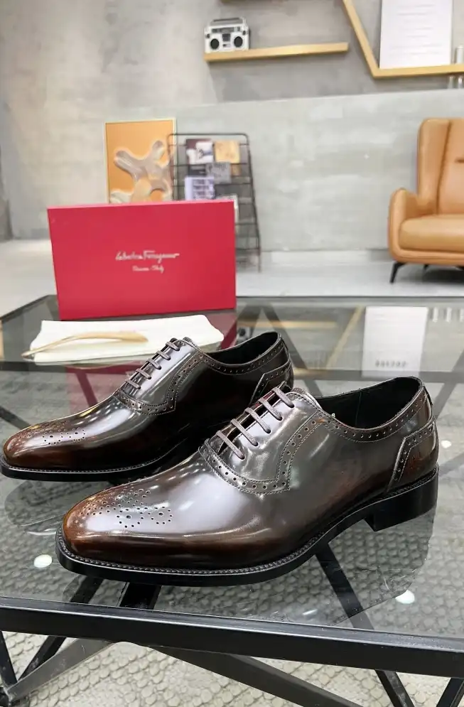 hype Ferragamo Leather Shoes