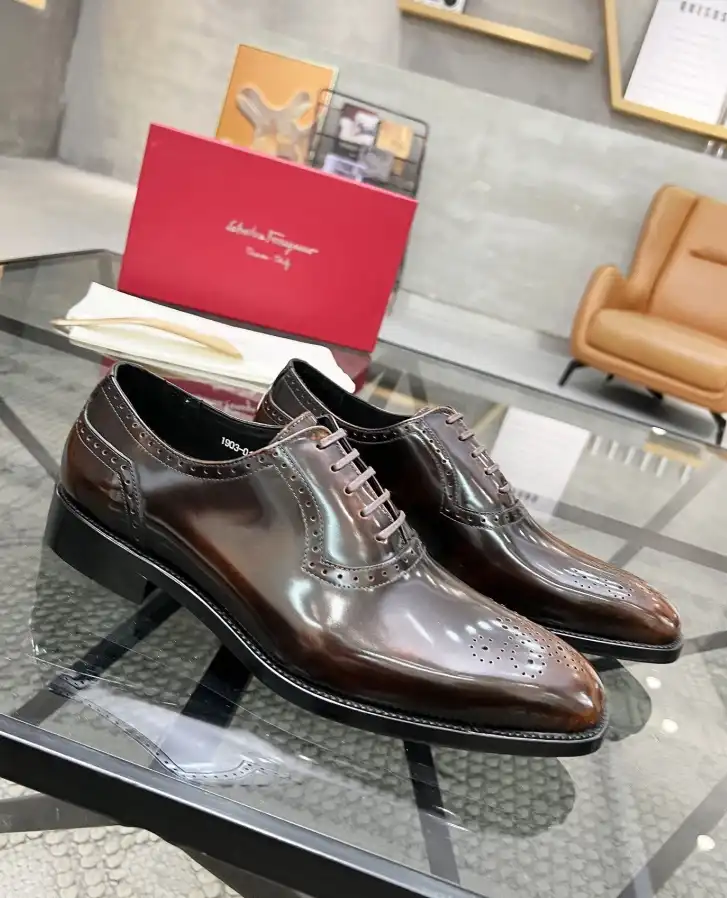 hype Ferragamo Leather Shoes