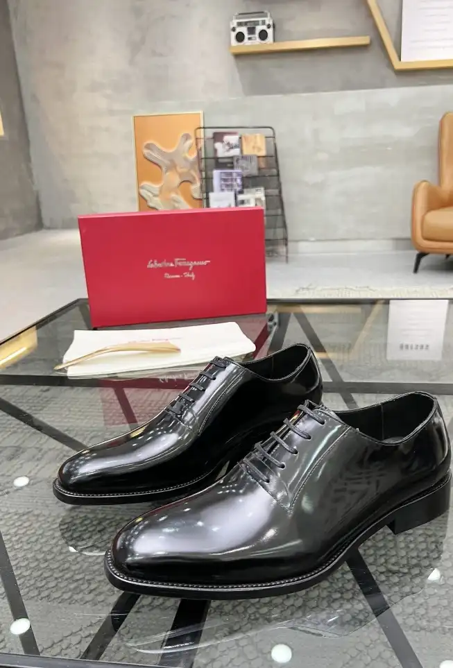 hype Ferragamo Leather Shoes