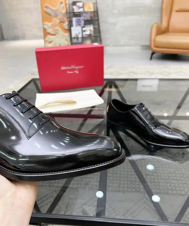 hype Ferragamo Leather Shoes