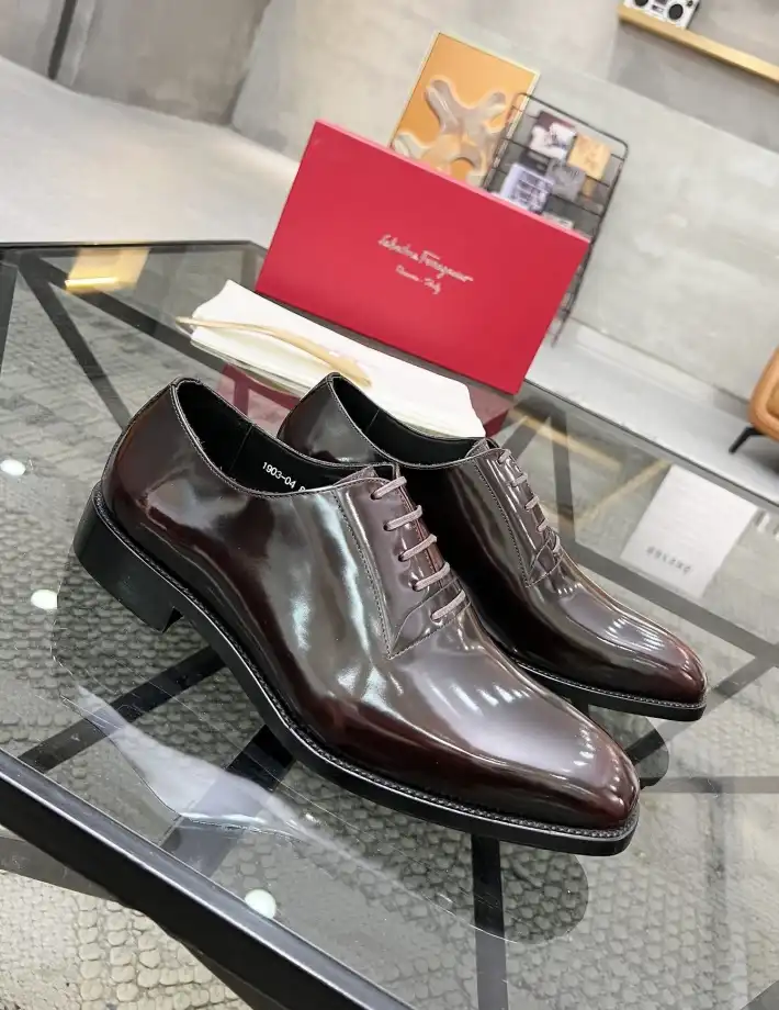 hype Ferragamo Leather Shoes