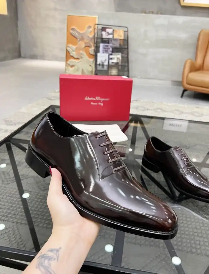 hype Ferragamo Leather Shoes