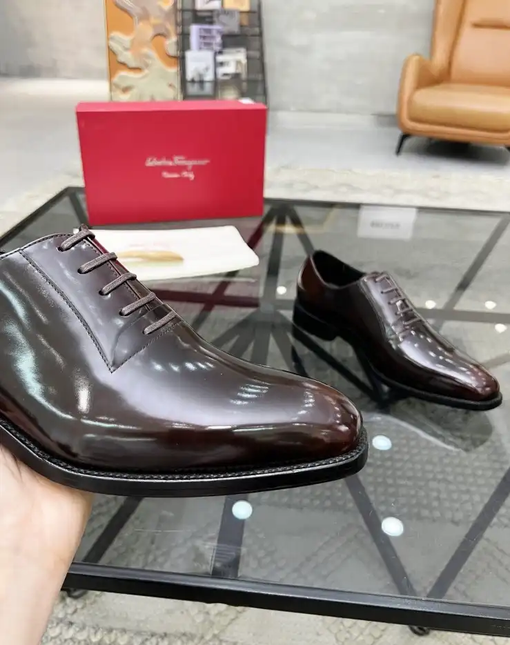 hype Ferragamo Leather Shoes