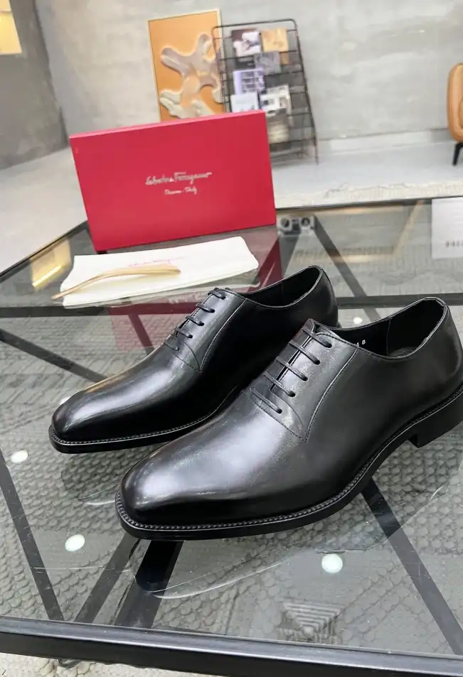 hype Ferragamo Leather Shoes