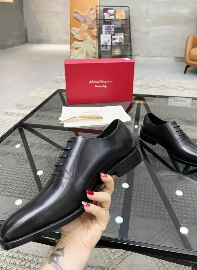 hype Ferragamo Leather Shoes