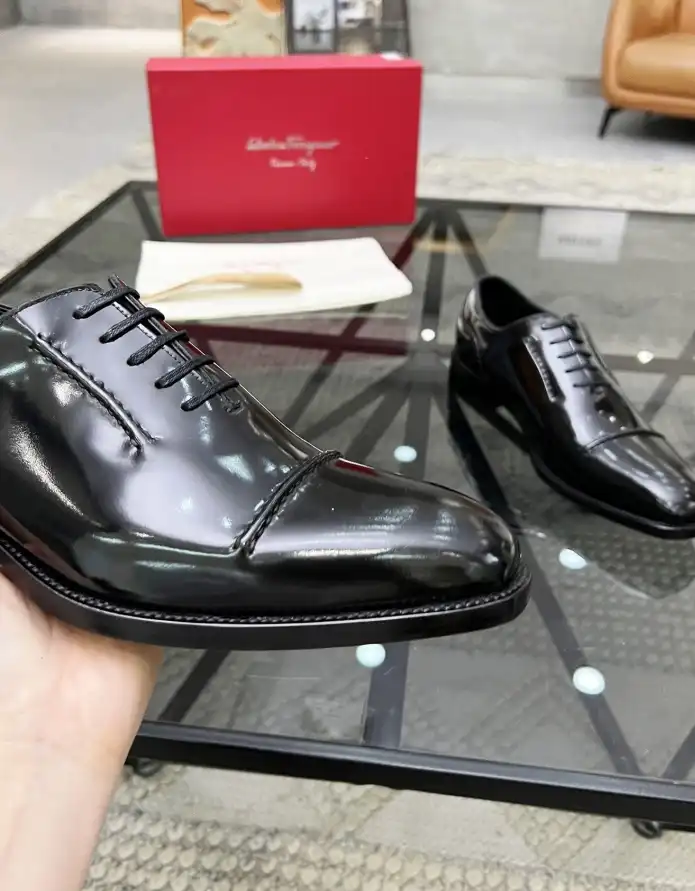 hype Ferragamo Leather Shoes