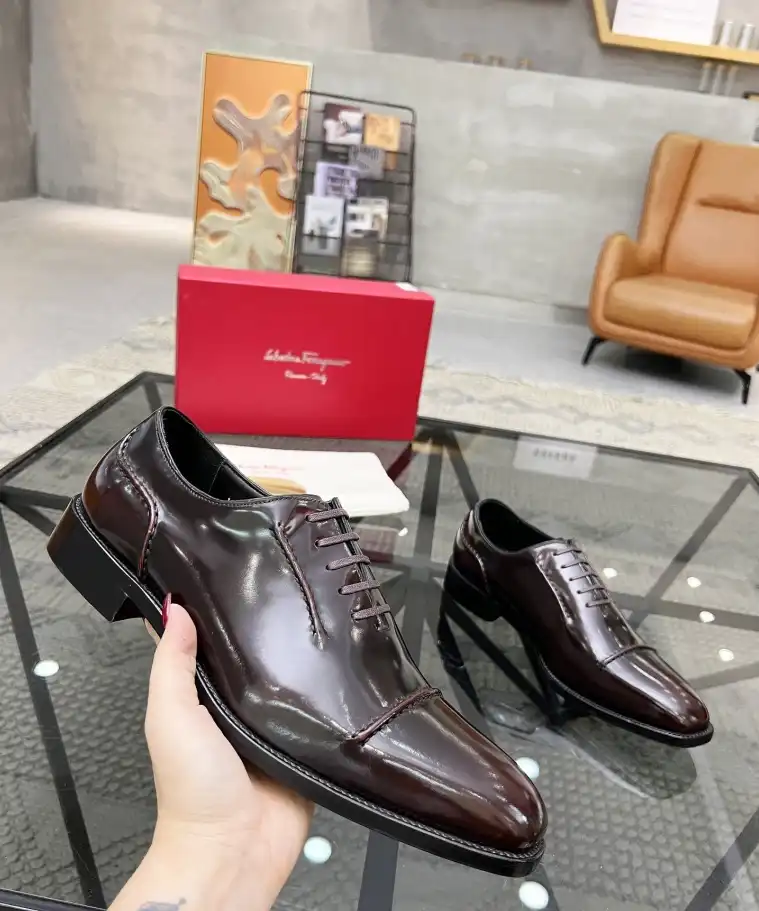 hype Ferragamo Leather Shoes