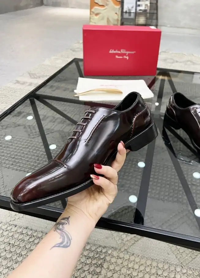 hype Ferragamo Leather Shoes